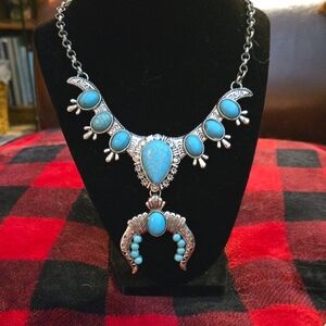 Howolite and Silver Colored Women's Necklace